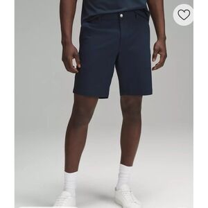 Lululemon Mens Size38NavyBlue Shorts ABC Classic FitPolyester Elastan Gol Casual